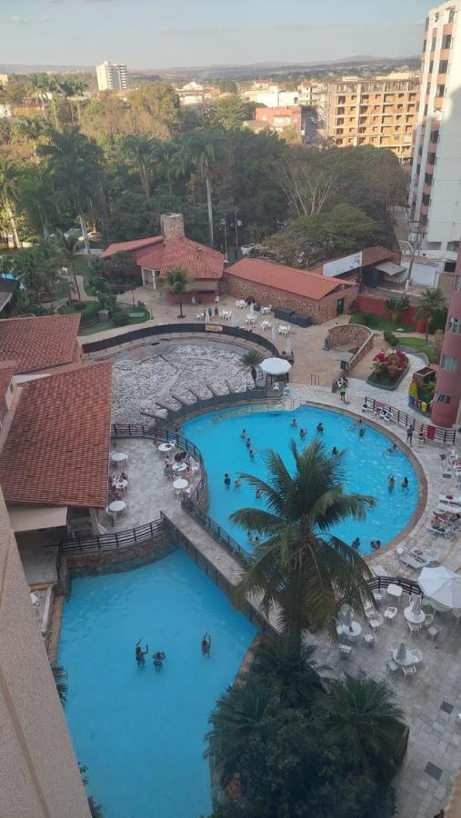 Apartamento Luxo Hot Springs Caldas Novas Tay Apartment Luaran gambar